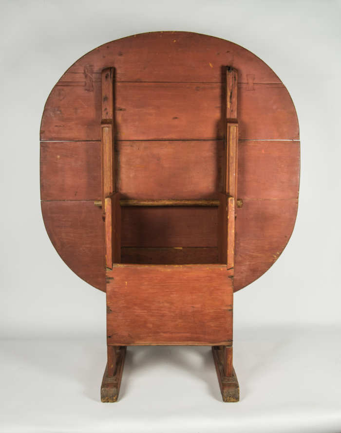 Rare Early 18th C. Shoefoot Hutch Table